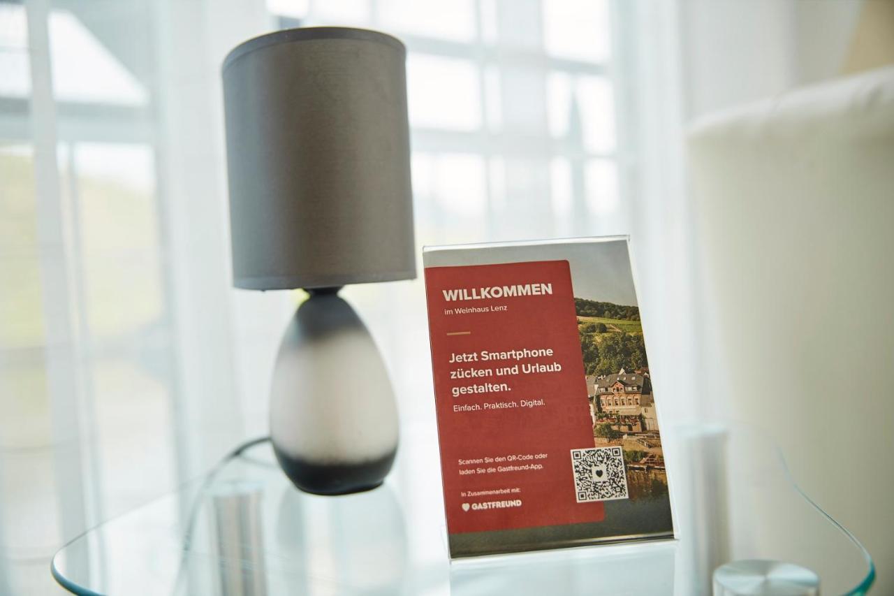 Weinhaus Lenz *